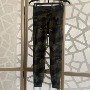 Old Navy active wear leggings 💚